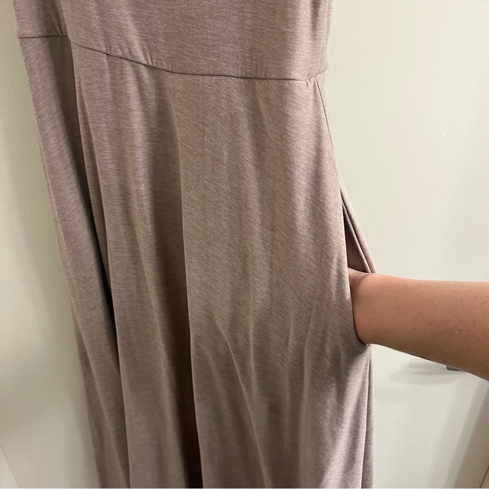 Beyond Yoga Light Pink Midi Dress - Picture 7 of 9